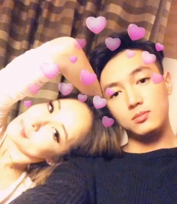 40岁萧亚轩爱情保鲜方法公开怪不得小鲜肉一个接着一个上钩