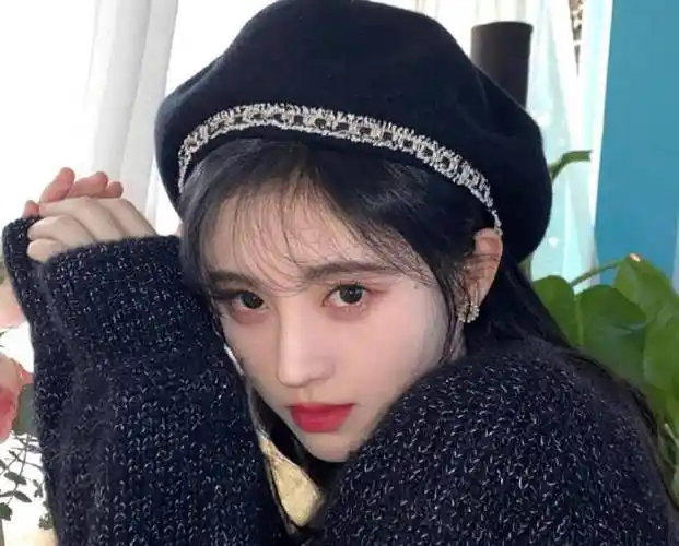 赵露思戴鞠婧祎同框口罩被骂,口罩的尺寸非常大,显得非常奇怪|脸蛋_网