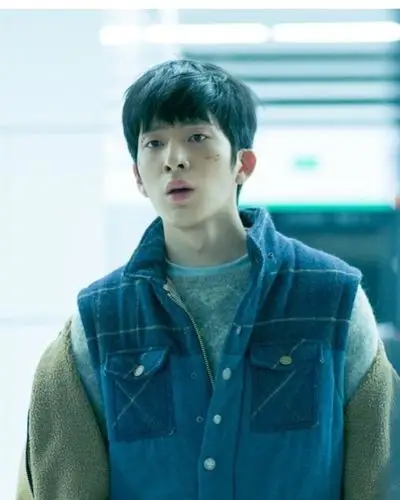 工作室分享井柏然《后来的我们》拍摄花絮:井宝"伪装"路人很成功!