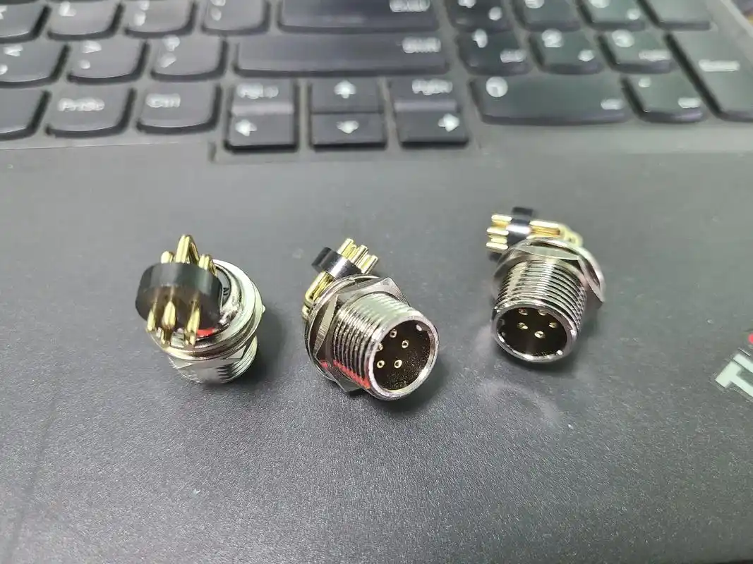 gx12/16/20航空插头.#高频连接器 生活在7.8月很 - 抖音