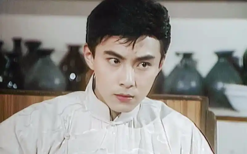 张卫健年轻照大公开!网友表示:不输韩星和花美男