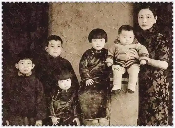 大佬杜月笙最后的女人:一开口万人空巷,一转身再无"冬皇"