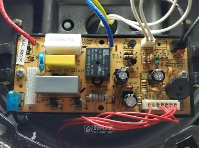 拆修美的电压力锅不加热故障(型号my-12cs502a)