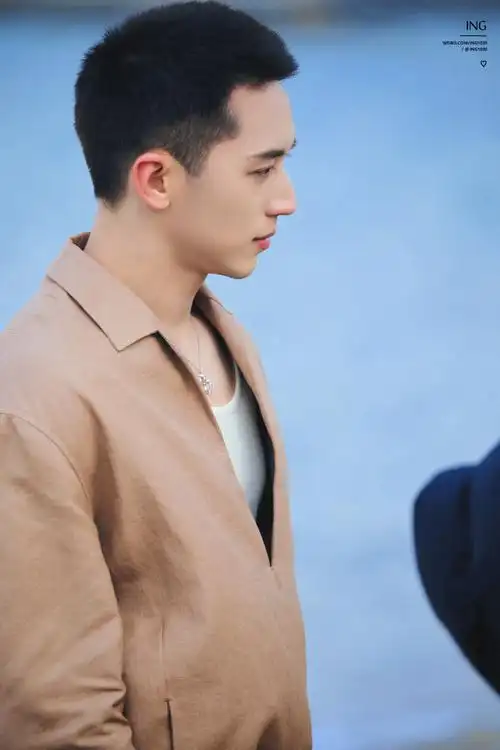 许魏洲超话#cctv网络春晚#99烟台@许魏洲zz