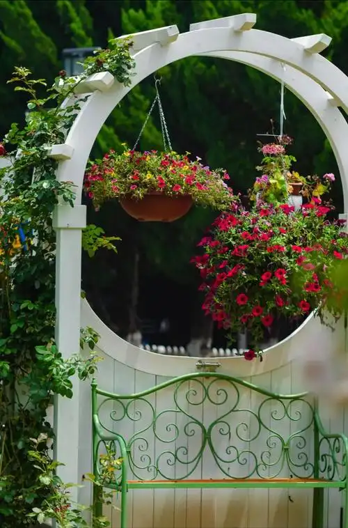 花园设计实景|英式的浪漫,扎根于花仙子的花园里,茁壮成长
