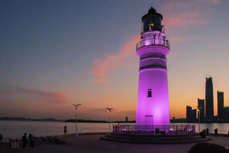 情人坝灯塔梦幻美景