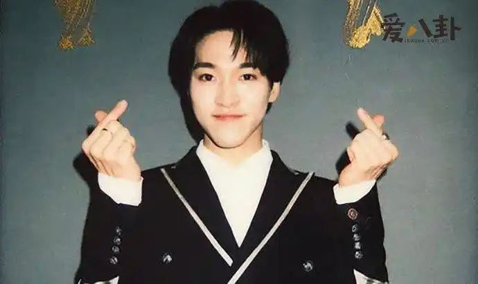 小栗旬侄子赞多个人资料起底他会在创4出道吗