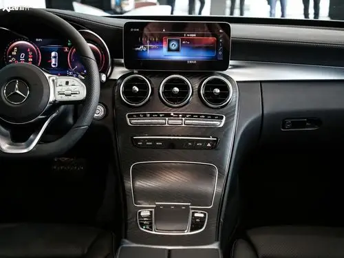 【2020款奔驰c级c 260 l_中控区_2/1286张图片】_汽车图片大全_爱卡