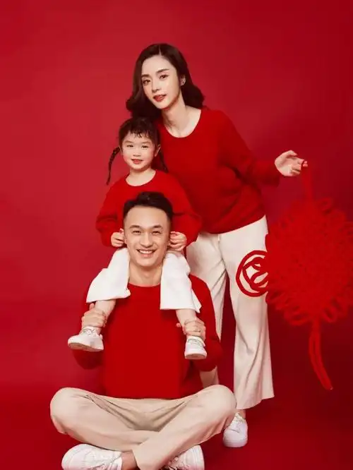 全家福～很甜,很温馨,很有爱的一家三口