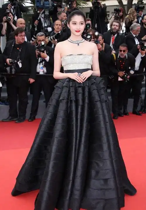 明星戛纳电影节红毯