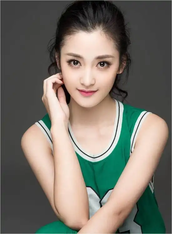 肖婷佳《生死翻盘》剧照