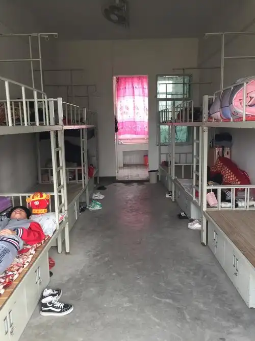 北流市初级中学