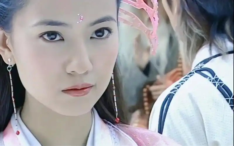 【周芷若×高圆圆|混剪】盘点周掌门的衣柜