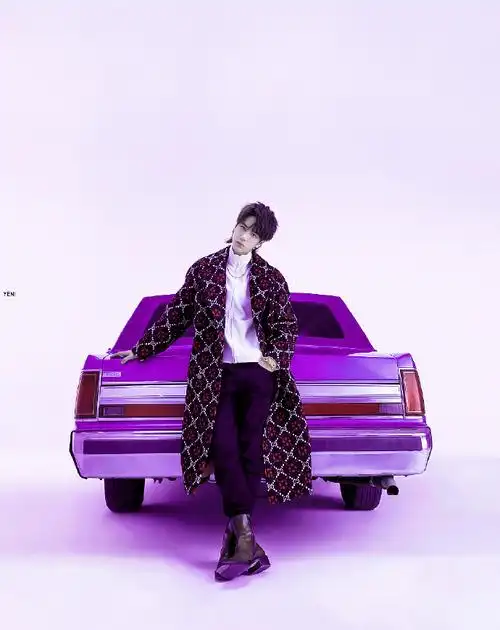 王一博#适合春天的紫色穿搭,王一博的紫色穿搭真的超级酷了.