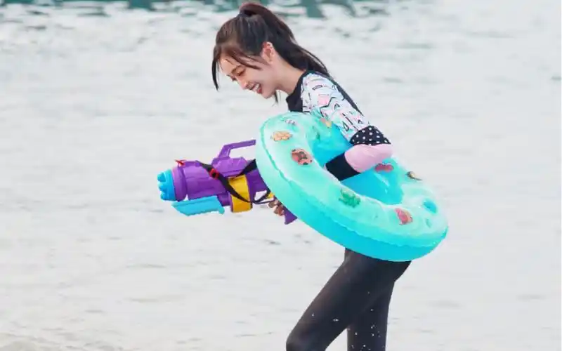 【违规女孩】完美的夏天第一期加更版 吴宣仪cut(2020.08.23)