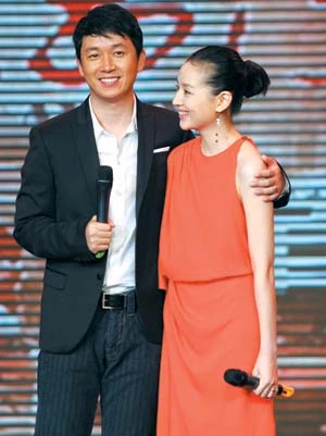 《天安门》在京首映 董洁为丈夫助阵