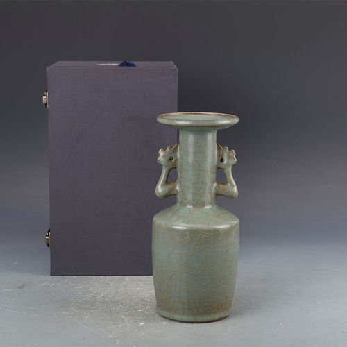 宋瓷收藏宋官窑粉青釉开片双耳瓶古董古玩五大名窑旧货收藏