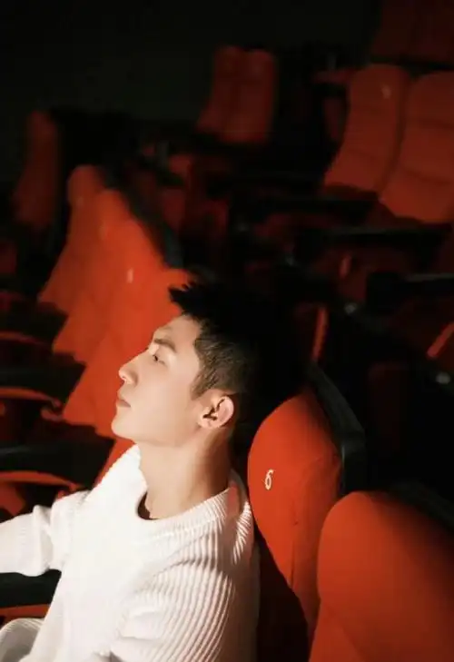 黄景瑜还是帅的太全面了!