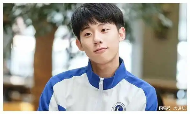 这难道是方一凡打破校园形象迸发全新魅力