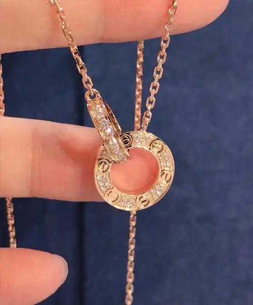 卡地亚love双环满钻项链