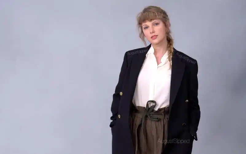 霉霉姐太仙啦!taylorswift滚石杂志2020年12月期刊弃图释出