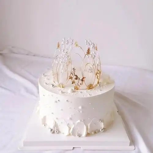 新品女王梦幻珍珠网红生日蛋糕皇冠网纱皇冠蛋糕装饰甜品台摆件