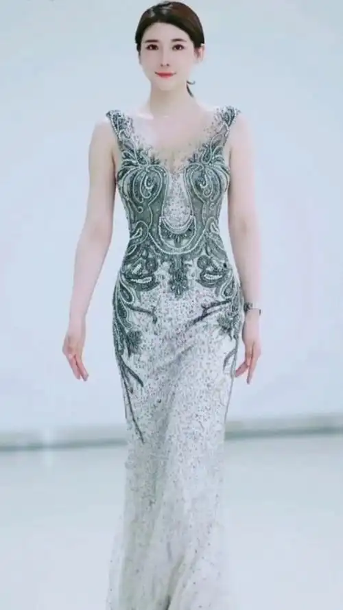 92刘太阳7715性感模特98989898