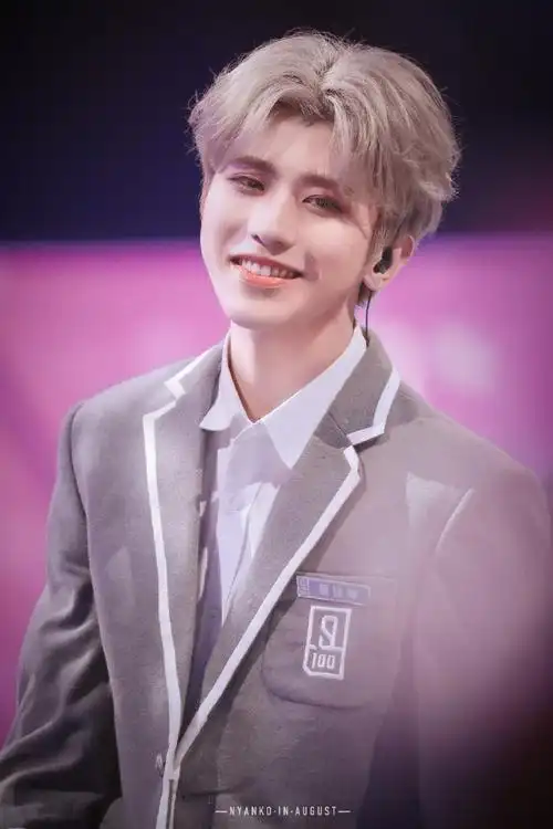 好治愈的笑容啊,感染力爆棚!要永远开心#蔡徐坤#ride or die -蔡徐坤