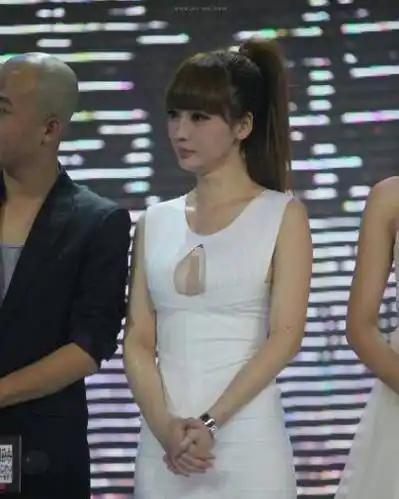 "宅男女神"柳岩的"黑红往事"_陈凯歌_母亲_电影