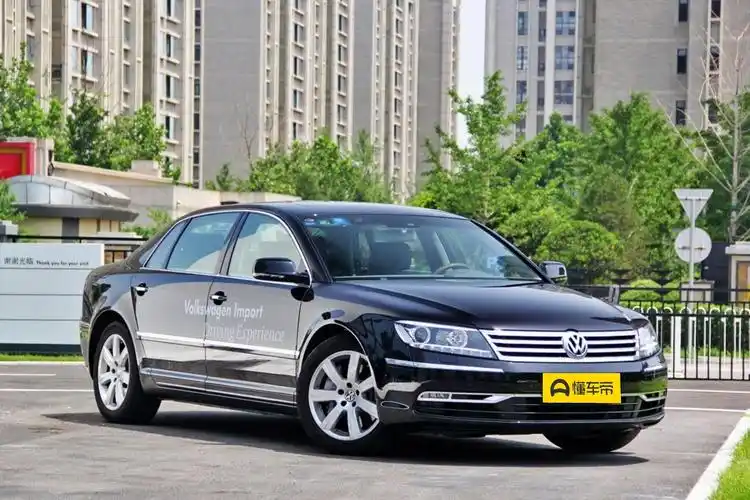 辉腾壁纸_辉腾_辉腾外观图片_2/377张图片_辉腾深黑/整车外观图片_懂