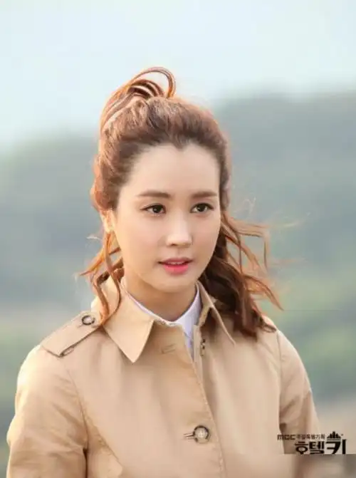 李多海近照被质疑整容上瘾网友直呼改头换面公司这样回应