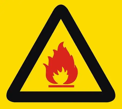 2层砖木结构老屋发火灾 理发师浓烟中抱出85岁老母亲