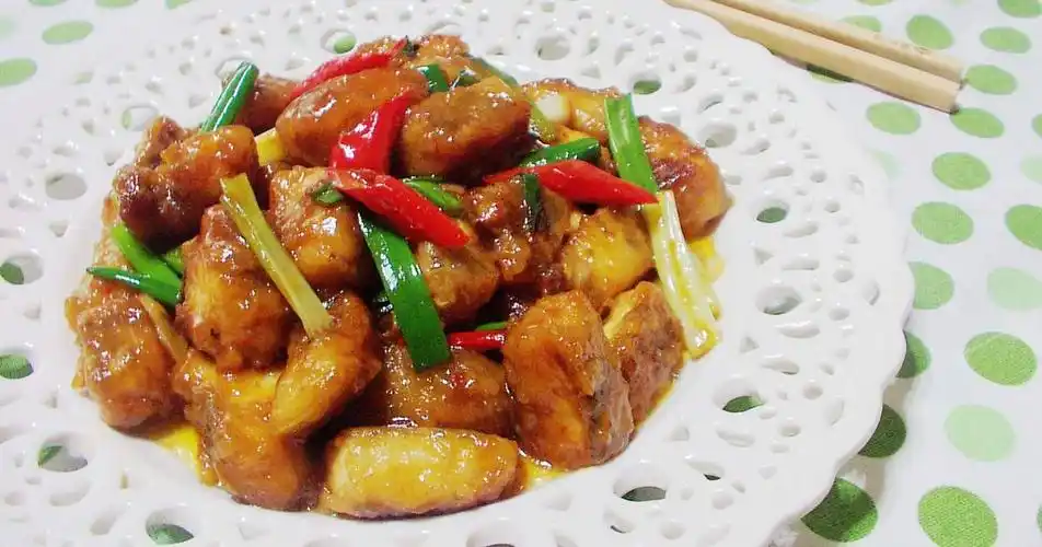 【四季甘霞色】~红烧鱼丁