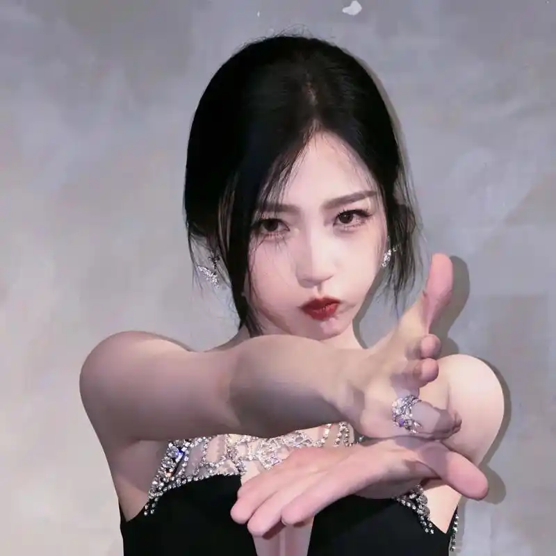 虞书欣 头像     头像|壁纸