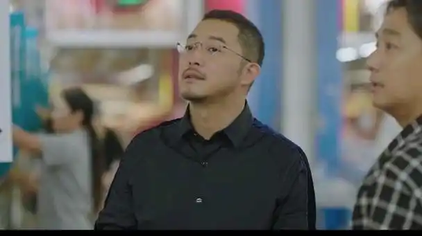 《小欢喜》沙溢来客串,导演觉得实在出彩,就改剧本给乔卫东加戏