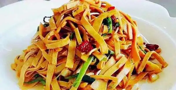 素鸡是用什么做的 素鸡是什么原料做的-百科大全-皮村电商