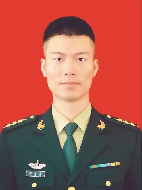 63713部队上尉军官,方岩镇西村人应康达95377部队上尉军官,古山镇后塘