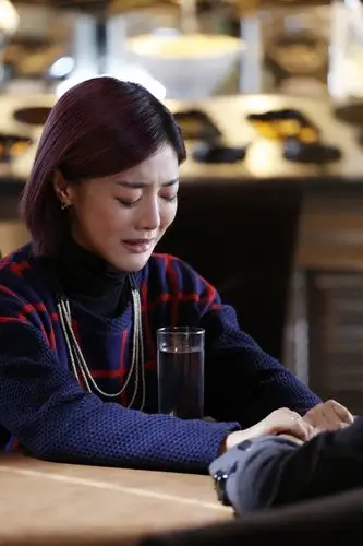 邓家佳 想明白 剧照[保存到相册]