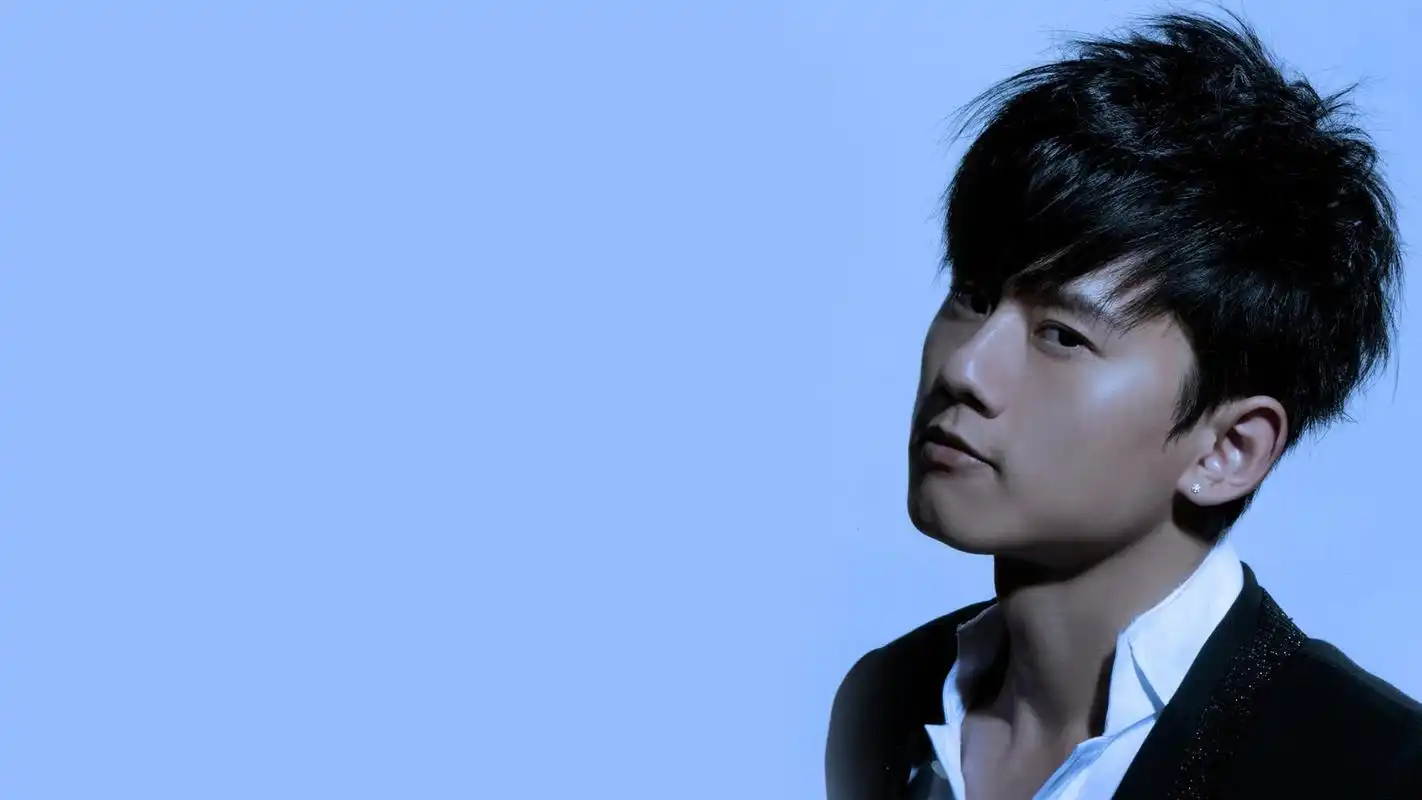 张杰帅气男歌手桌面壁纸