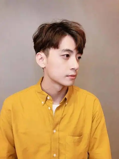 几款常见的男生帅气发发型?男士帅气中长发发型-jk时尚网