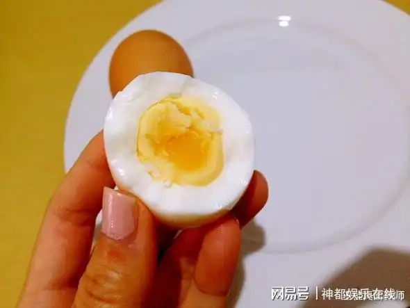 1个鸡蛋含有340毫克胆固醇,血脂高,还能不能继续吃鸡蛋?