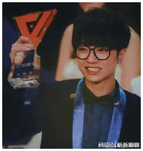 "华晨宇"的黑粉怎么这么多?原来一切都有迹可循!