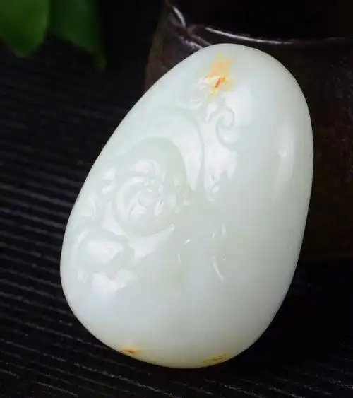 收藏级羊脂玉佛公2580