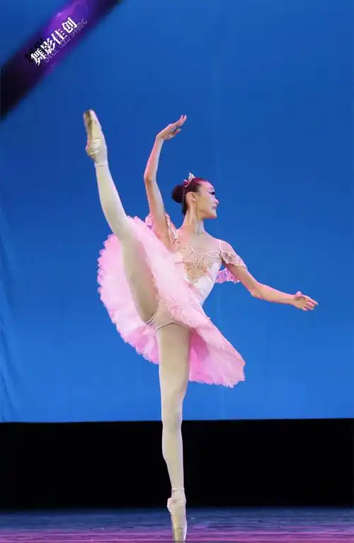 芭蕾舞和中国舞你对比过吗