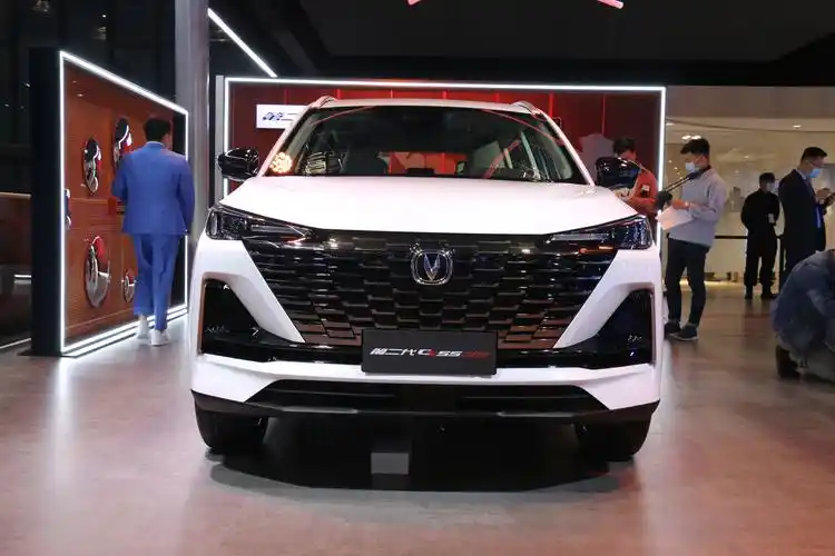 2021上海车展长安cs55plus首发亮相