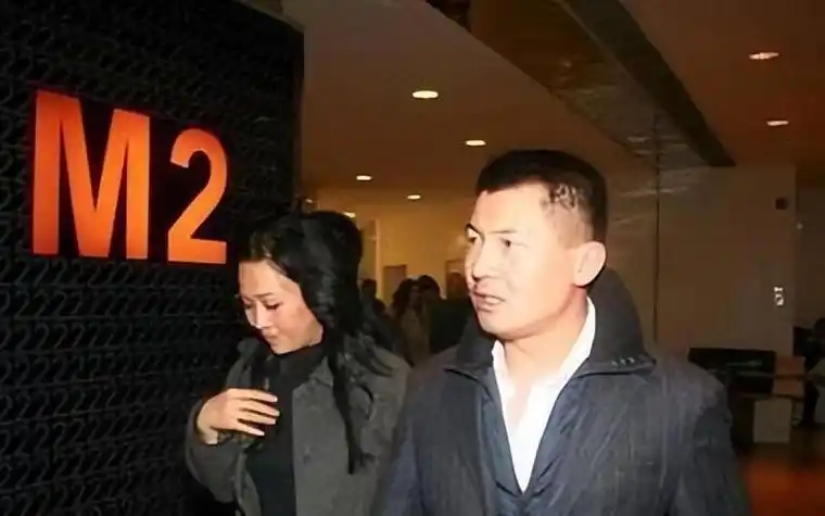 回顾孟桐:爱上未婚生子的那英,爱妻子的全部,对继子视如己出