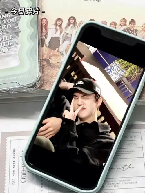 女友视角  #吴世勋还有没get世勋男友风的吗?快来得到同款啊!