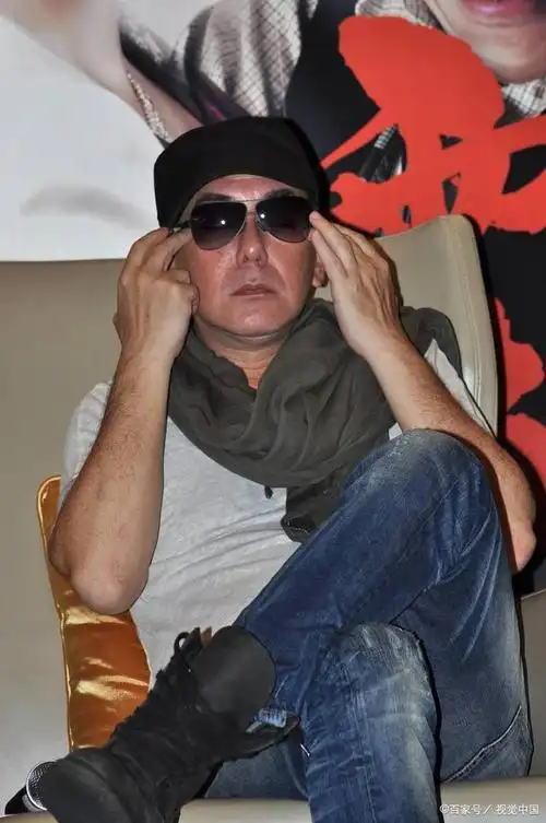 黄秋生,一直都是在脑海中挥之不去的角色,敬80后!