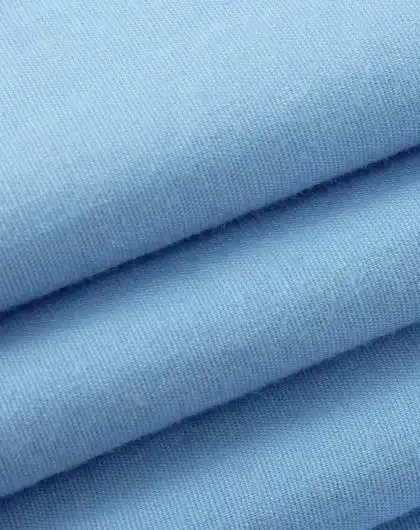 天蓝色纯色立领修身长袖衬衫