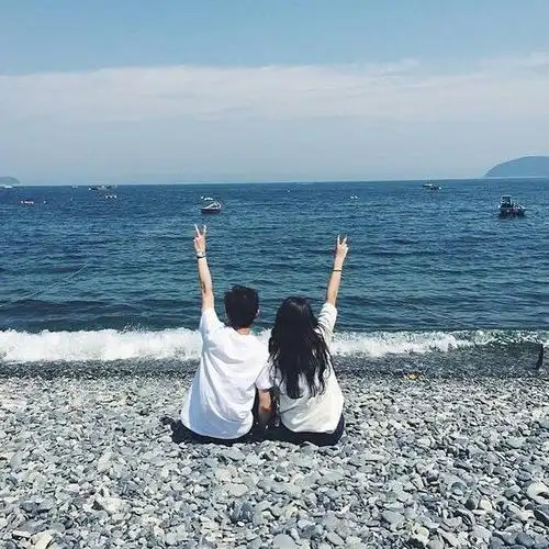 10款不一样的情侣装教你如何高调秀恩爱